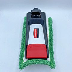 Rubbermaid Commercial 2132428 Flat Mop Frame Quick Change with Pad 18″