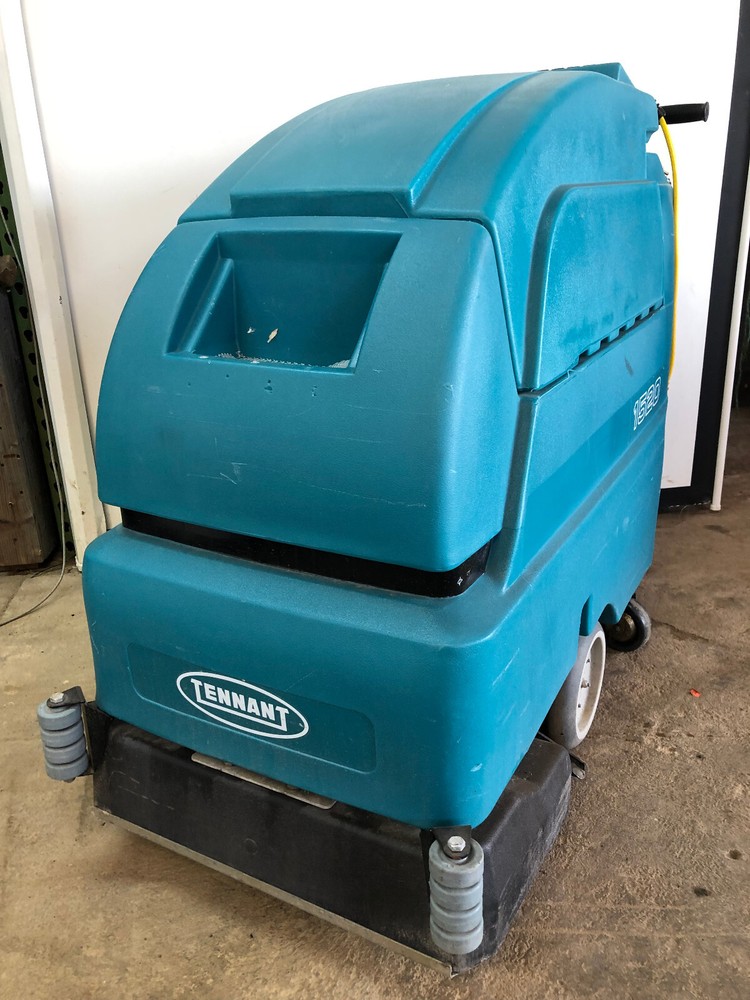 TENNANT 1520 Water Extractor – Nice Condition! – Powers On – Used