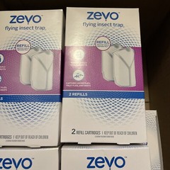 (4) 2 pack Zevo Flying Insect Trap Refill Cartridges 8 Total