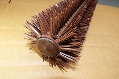OUTDOOR SWEEPER SCRUB BRUSH BROOM POLYETHYLENE 18″ X 4″ ROUND RUGGED POOL RUGS