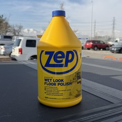 Zep Wet Look Floor Polish 1 Gallon High Gloss Finish for VCT Tile Floors