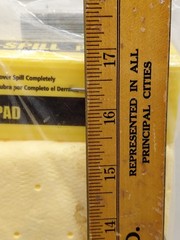 RUBBERMAID OVER THE SPILL PAD ABSORBENT PAD COMMERCIAL 4255-00