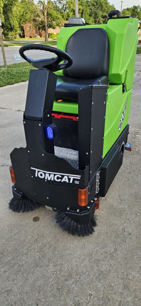 2024 TomCat CRZ V2.1 Sweeper/Scrubber Touchscreen Operation 223 Hours
