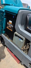 Tennant T17 ec-H2O Industrial Floor Scrubber – Tested & Working + Charger