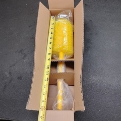 16″ Yellow Plastic 4″ Round Wheel Scrubber Scrub Brush