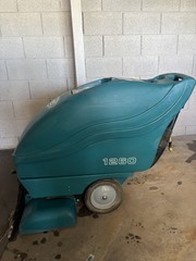 Tennant 1260 Walk-Behind Floor Scrubber