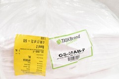 TaskBrand – Oil-Only Absorbent Mat (OS-MAB-P) Oil Pads 15″ x 28″ White 100PADS