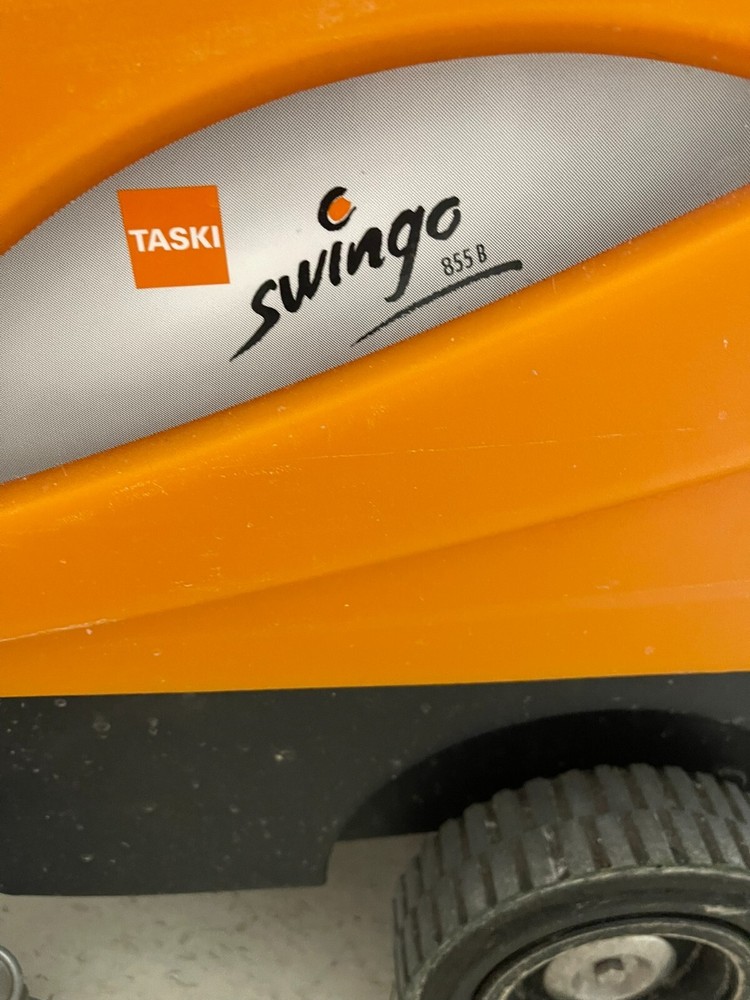 Taski Swingo 855B control levers