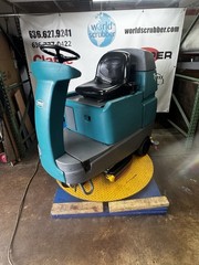 Tennant T7 RideOn Floor Scrubber 32” 10/18 Low Hours 599 New Stock#1233