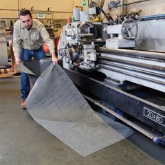 Pig Mat137 Sorbent Roll 20 Gal 30” X 150′ Universal Gray Polypropylene