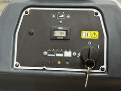 Advance BU800 Walk Behind Floor Burnisher – Only 84 Hours! – NICE!!! *PLS READ**