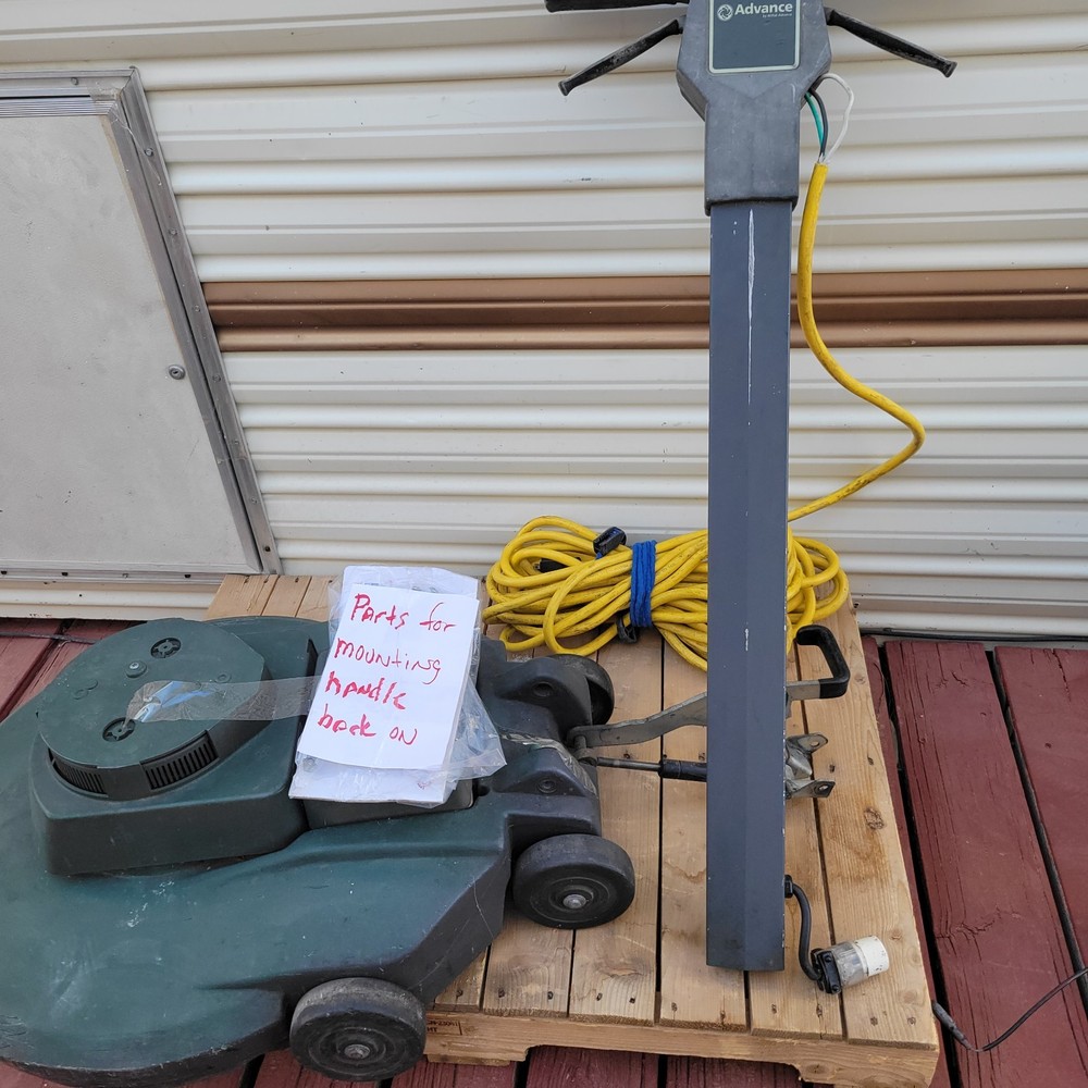 Nilfisk Advance Model 20 Ultra Floor Buffer Polisher VG Condition Low Miles