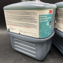 Lot of 2 3M™ Bathroom Disinfectant Cleaner Concentrate 4L Gray Cap 2 Liter