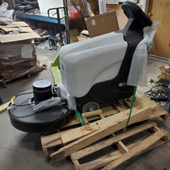 AMANO PIONEER ECLIPSE Traction Floor Burnisher 27-28″ 300BU TPPL Batteries