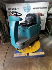 Tennant T7 RideOn Floor Scrubber 32” 10/18 Low Hours 599 New Stock#1233