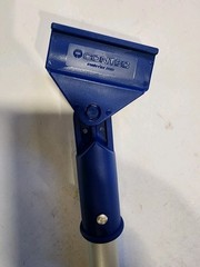 Contec ZeroGravity QuickChange Z-Clip Connector w/ 20” Handle Facility Cleaning