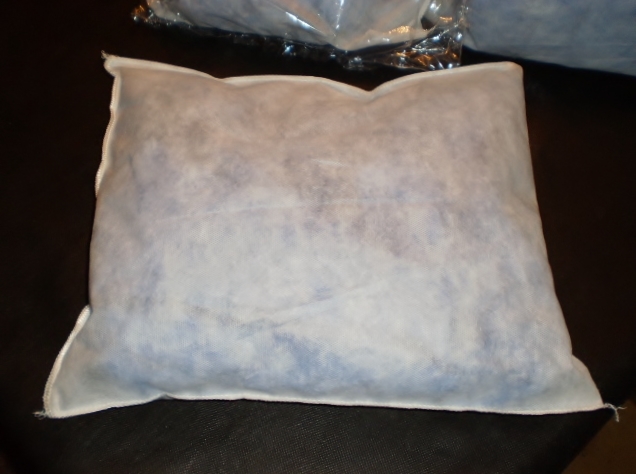 lot 2 pillow’s oil fuel Spill Sorbent absorbant boat tools absorbent 12″ x 14″