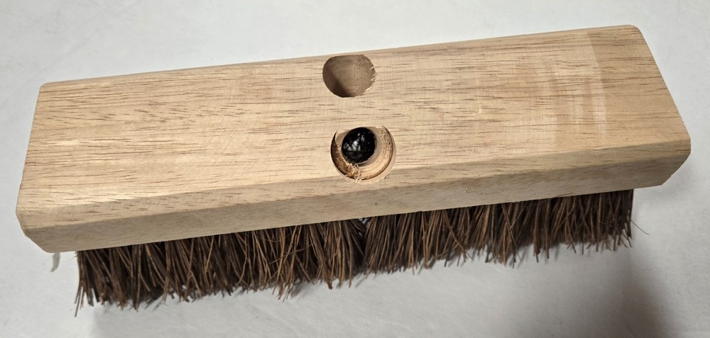 Carlisle FloPac 192 3619200 10″ Palmyra Floor Deck Scrub Brush