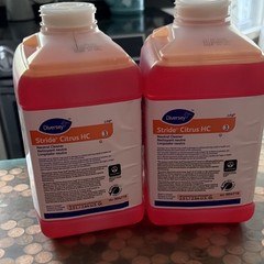 Diversey Stride Citrus HC Neutral Cleaner Multi-Surface Citrus Scent 2.5L 2pack