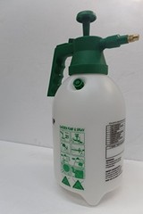 S.M. Arnold 92-722 2-Liter Handheld Pump Sprayer Professional Chemical Resistant