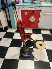 Oreck XL Heavy Duty Orbiter Model XL 400 Floor Cleaner – Tested With Extra Pads