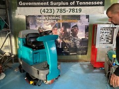 Tennant T7 32″ Ride-On Disk Floor Scrubber 675 hrs.