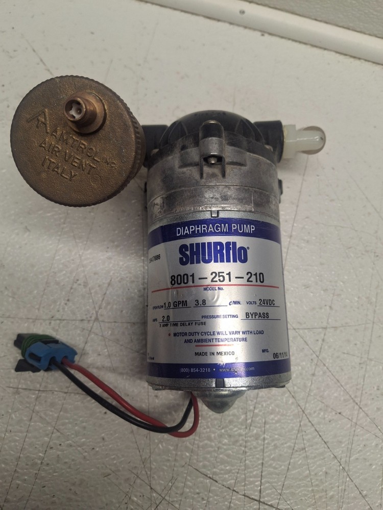 ShurFlo Diaphram Pump 24V 8001-251-210