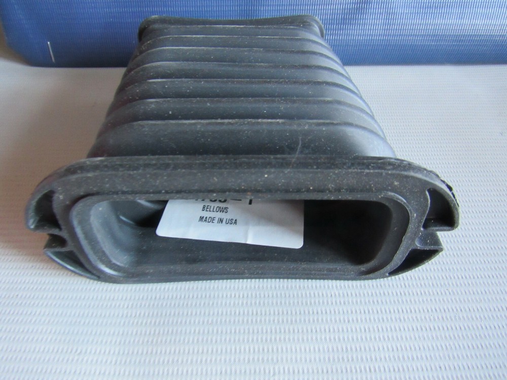 NEW Eureka Sanitaire 887 (All Dirt Cup Models) Bellows, Part 14763-1, Qty-1 USA