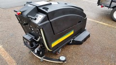NSS WRANGLER 3330 Floor Scrubber 33″ under 700 HR, 60 days parts WARRANTY,