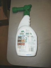 Scotts Outdoor Cleaner. Wipes out Stains From Mold. Mildew & Algae. 32 Oz.