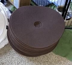 15 Unit Triple S ECO 1000 Maroon Strip-Prep Floor Pad Thin Line 20in Round 31267