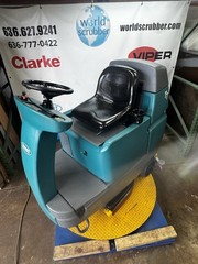 Tennant T7 RideOn Floor Scrubber 32” 10/18 Low Hours 599 New Stock#1233