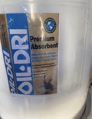 Oil-Dri Premium Absorbent Bucket for Oil, Grease, Hydraulic Fluid, Water Spills