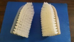 6″ TAN BATHROOM SCRUB BRUSH CLEANING IRON HANDLE CARLISLE USA MADE