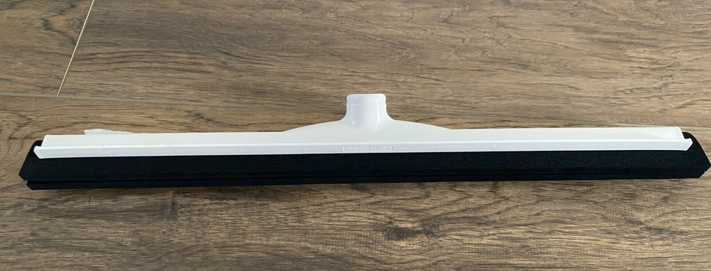 Carlisle® 36622200 Flo-Pac® Sparta® Heavy Duty 22″ Squeegee, White PVC Frame NEW