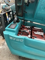 Tennant 5700 Scrub 6 Trojan Batteries and Kawasaki Blue Burnisher 27”