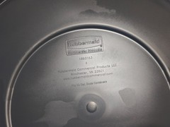 (QTY 3) Rubbermaid Brute 1893163 Gray 32 Gal Trash Container Lids Commercial