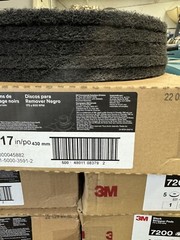 3M 17″ Black Stripping Pads 7200 Full Case Floor Stripper 5 inBox 61-5000-3591-2