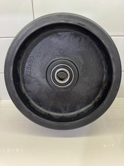 Tennant TIRE ASSY, SOLID, 250MM X 80MM 25MMID 1038560