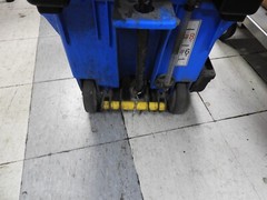 OmniFlex™ AutoVac™ Floor Cleaning Vacuum Machine Model OBATT