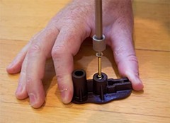 Squeeeek No More/o’berry Counter Snap Kit (3232) for Hardwood 1/4″, Black