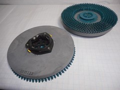 Set (2) Tennant 1220222 OEM 16″ Pad Driver Assembly 1220222, 399250