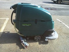 Nobles SS5 (Tennant T5) 32″ Floor Scrubber under 600 hours 60 Day Parts WARRANTY