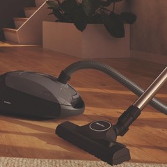 Miele Classic C1 Pure Suction Bagged Canister Vacuum, Graphite Grey – Portabl…