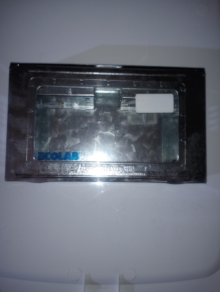 JT Eaton Repeater Low Profile Live Multi Catch Mouse Trap w Clear Lid Reusable