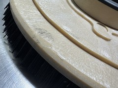 Malish 18″ Mal Grit Black Floor Stripping Brush w/ NP-9200 Tru-Fit Clutch Plate