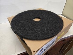 5 Pack Genuine Joe 20″ Black Strip Floor Pad FREE SHIPPING