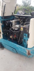 Tennant 6500 Ride-On Sweeper/Vacuum w/blower attach. Great condition.
