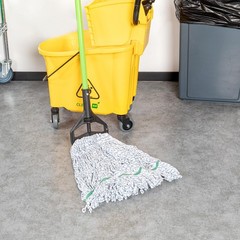 Restaurantware Green Iron Mop Handle Only 1 Count 60 Inch Quick Change Wet Mop