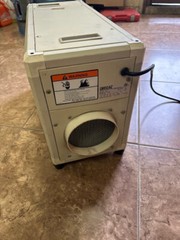 Dri Eaz Dehumidifier CMC 100 Model F391. Legend Brands In Very Good Condition